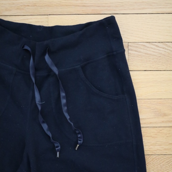 Lululemon Black Still Grounded Flare Leg Yoga Pants with Pockets Womens 2 - Picture 7 of 13